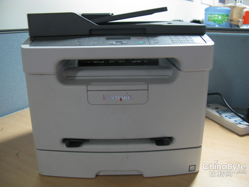 桌面工作的好伙伴 利盟X204n激光多功能一体机
